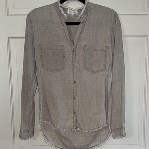 Bella Dahl Taupe Frayed Hem Blouse